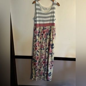 Egy Maxi Dress